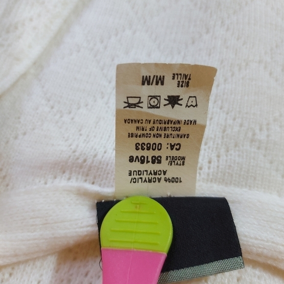 PENMANS Vintage knit granny cardigan pearl button size Medium Made in Canada - Picture 10 of 10